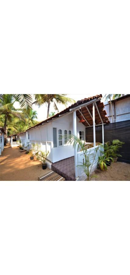 Baywatch Beach Resort Patnem 캔코나 외부 사진