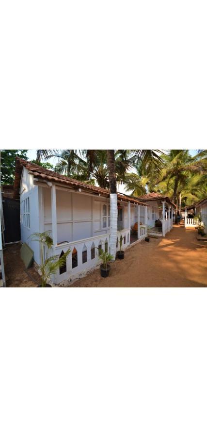 Baywatch Beach Resort Patnem 캔코나 외부 사진