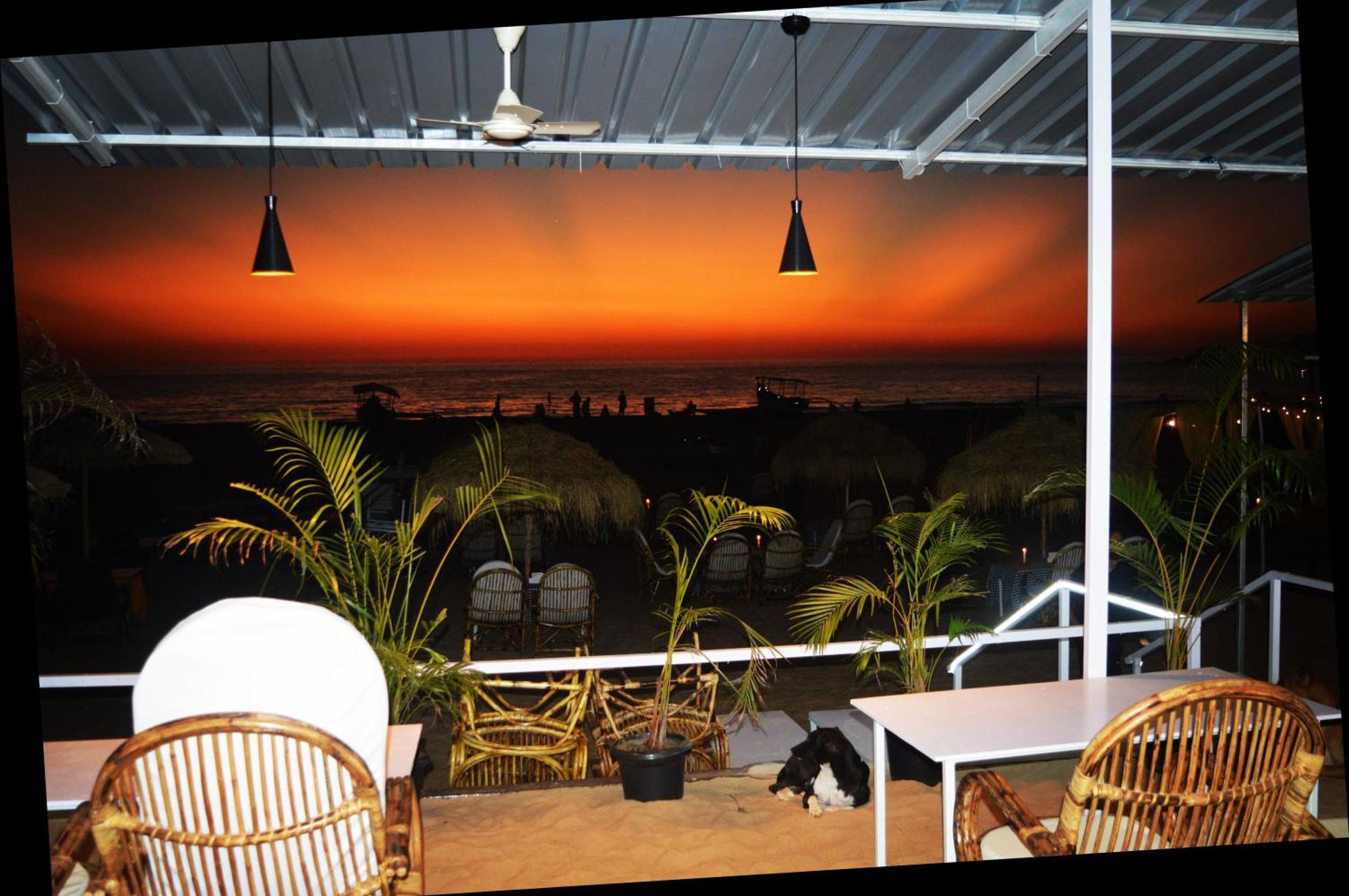 Baywatch Beach Resort Patnem 캔코나 외부 사진